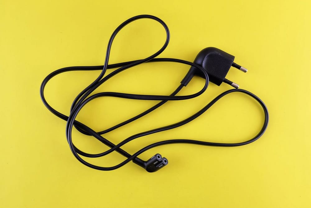 Oude laders, kabels en telefoons opruimen: zo maak je de elektronica-la leeg voor 14 oktober